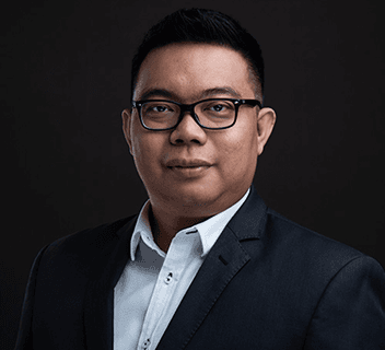 Morizio Runtuwene, S.H., M.M.